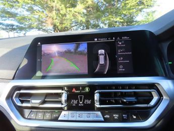 BMW 3 SERIES 2.0 330e 12kWh M Sport Touring Auto Euro 6 (s/s) 5dr