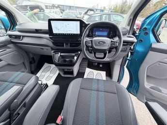 FORD TRANSIT CUSTOM Blue 2.5 320 Duratec Euro 6 plug-in hybrid crew, 31,800 miles, U
