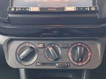 VOLKSWAGEN UP MATCH 1.0 TSI AUTO