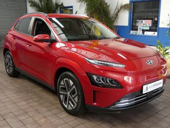 HYUNDAI KONA 64kWh Premium SUV 5dr Electric Auto (10.5kW Charger) (204 ps)