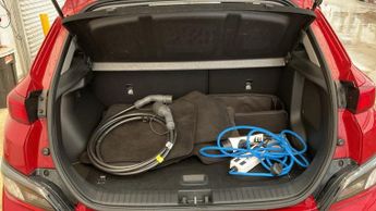 HYUNDAI KONA 64kWh Premium SUV 5dr Electric Auto (10.5kW Charger) (204 ps)