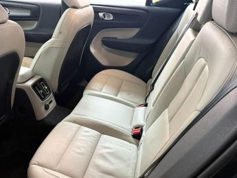 VOLVO XC40 1.5h T5 Twin Engine Recharge 10.7kWh Inscription SUV 5dr Petrol 