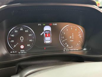 VOLVO XC40 1.5h T5 Twin Engine Recharge 10.7kWh Inscription SUV 5dr Petrol 