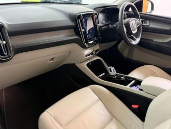 VOLVO XC40 1.5h T5 Twin Engine Recharge 10.7kWh Inscription SUV 5dr Petrol 