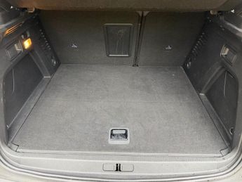 PEUGEOT 3008 1.6 13.2kWh GT SUV 5dr Petrol Plug-in Hybrid e-EAT 4WD Euro 6 (s