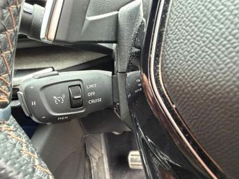 PEUGEOT 3008 1.6 13.2kWh GT SUV 5dr Petrol Plug-in Hybrid e-EAT 4WD Euro 6 (s