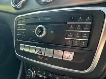 MERCEDES-BENZ GLA 1.6 GLA200 AMG Line (Executive) SUV 5dr 