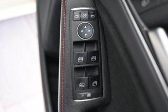 MERCEDES-BENZ A-CLASS 2.1 A220d AMG Line (Premium) Hatchback 5dr Diesel 7G-DCT Euro 6 