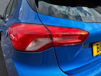 FORD FOCUS 1.0T EcoBoost ST-Line Hatchback 5dr Petrol Manual Euro 6 (s/s) (