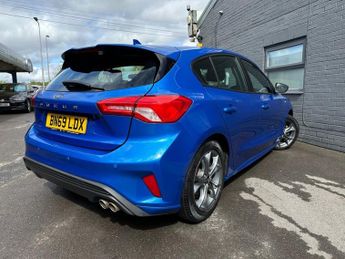 FORD FOCUS 1.0T EcoBoost ST-Line Hatchback 5dr Petrol Manual Euro 6 (s/s) (