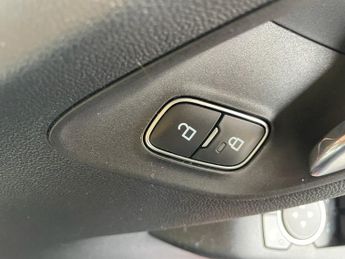FORD PUMA 1.0T EcoBoost ST-Line X SUV 5dr Petrol DCT Euro 6 (s/s) (125 ps)