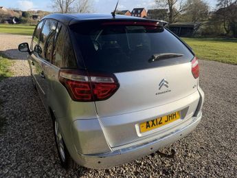 CITROEN C4 PICASSO 2.0 HDi Platinum MPV 5dr Diesel EGS6 Euro 5 (150 ps)