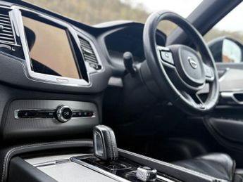 VOLVO XC90 2.0 B5 MHEV R-Design SUV 5dr Diesel Hybrid Auto 4WD Euro 6 (s/s)