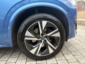 VOLVO XC90 2.0 B5 MHEV R-Design SUV 5dr Diesel Hybrid Auto 4WD Euro 6 (s/s)
