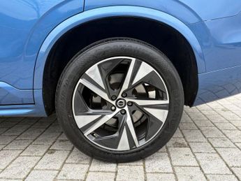 VOLVO XC90 2.0 B5 MHEV R-Design SUV 5dr Diesel Hybrid Auto 4WD Euro 6 (s/s)