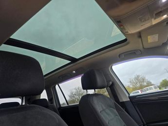 VOLKSWAGEN TIGUAN ALLSPACE 2.0 TSI SEL SUV 5dr Petrol DSG 4Motion Euro 6 (s/s) (180 ps)