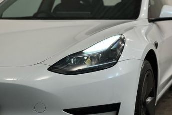 TESLA Model 3 Saloon 4dr Electric Auto RWD (241 bhp) Fixed Panoramic Glass Roo