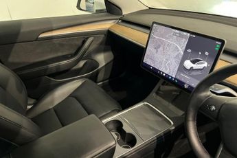 TESLA Model 3 Saloon 4dr Electric Auto RWD (241 bhp) Fixed Panoramic Glass Roo