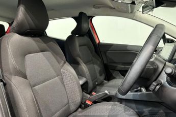 RENAULT CLIO 1.6 E-TECH Evolution Hatchback 5dr Petrol Hybrid Auto Euro 6 (s/