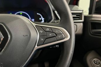 RENAULT CLIO 1.6 E-TECH Evolution Hatchback 5dr Petrol Hybrid Auto Euro 6 (s/