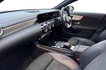 MERCEDES-BENZ CLA 1.3 CLA250e 15.6kWh AMG Line Night Edition (Premium Plus) Coupe 