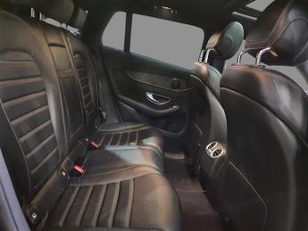 MERCEDES-BENZ EQC EQC 400 80kWh AMG Line (Premium Plus) SUV 5dr Electric Auto 4MAT