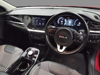 KIA NIRO 64kWh 2 SUV 5dr Electric Auto (201 bhp) Reverse Camera, Rear Par