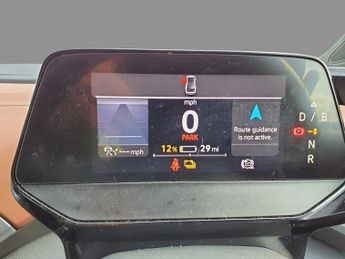 VOLKSWAGEN ID4 Pro Performance 77kWh Life SUV 5dr Electric Auto (204 ps) App Co