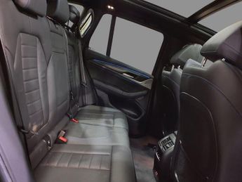 BMW IX3 80kWh M Sport Pro SUV 5dr Electric Auto (286 ps) Panoramic Glass