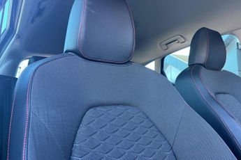 SEAT LEON 1.4 eHybrid 13kWh FR Hatchback 5dr Petrol Plug-in Hybrid DSG Eur