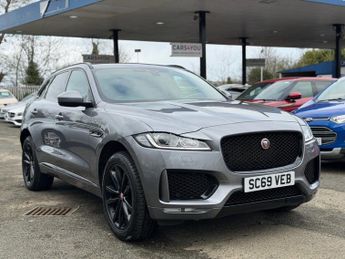 Jaguar F-Pace 2.0 D180 Chequered Flag SUV 5dr Diesel Auto AWD Euro 6 (s/s) (18