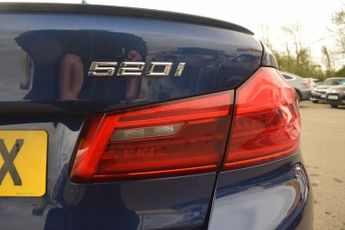 BMW 5 SERIES 2.0 520i GPF M Sport Saloon 4dr Petrol Auto Euro 6 (s/s) (184 ps