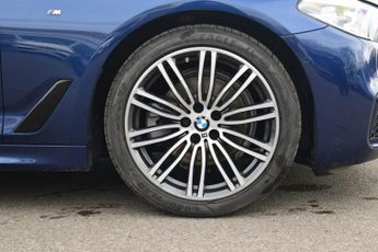 BMW 5 SERIES 2.0 520i GPF M Sport Saloon 4dr Petrol Auto Euro 6 (s/s) (184 ps