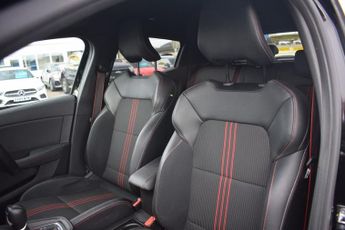 RENAULT CLIO 1.6 E-TECH RS Line Hatchback 5dr Petrol Hybrid Auto Euro 6 (s/s)