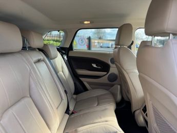 LAND ROVER RANGE ROVER EVOQUE 2.0 TD4 SE SUV 5dr Diesel Auto 4WD Euro 6 (s/s) (180 ps)