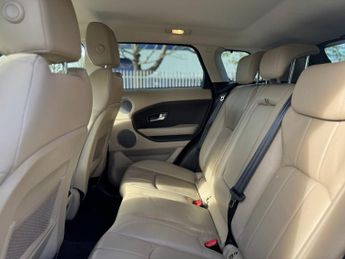 LAND ROVER RANGE ROVER EVOQUE 2.0 TD4 SE SUV 5dr Diesel Auto 4WD Euro 6 (s/s) (180 ps)