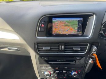 AUDI Q5 2.0 TDI S line Plus SUV 5dr Diesel S Tronic quattro Euro 6 (s/s)