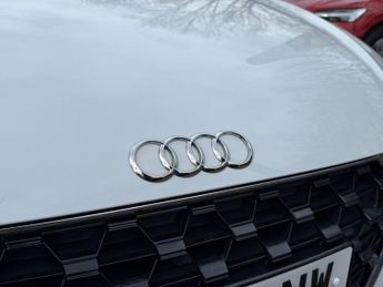 AUDI TT 2.0 TFSI 40 S line Coupe 3dr Petrol S Tronic Euro 6 (s/s) (197 p