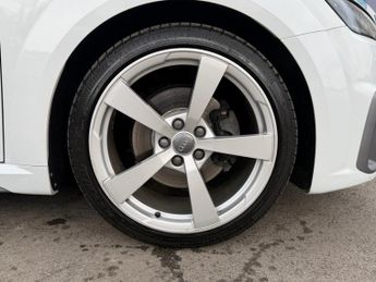AUDI TT 2.0 TFSI 40 S line Coupe 3dr Petrol S Tronic Euro 6 (s/s) (197 p