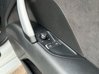 AUDI TT 2.0 TFSI 40 S line Coupe 3dr Petrol S Tronic Euro 6 (s/s) (197 p