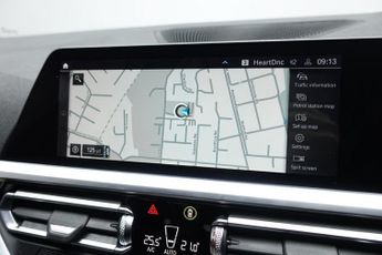 BMW 3 SERIES 2.0 330e 12kWh M Sport Saloon 4dr Petrol Plug-in Hybrid Auto Eur