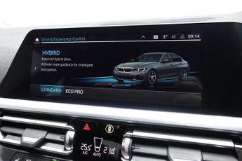 BMW 3 SERIES 2.0 330e 12kWh M Sport Saloon 4dr Petrol Plug-in Hybrid Auto Eur