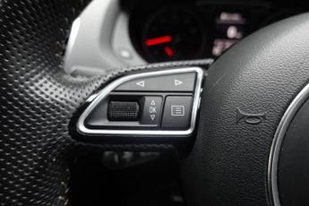 AUDI Q3 1.4 TFSI CoD Black Edition SUV 5dr Petrol S Tronic Euro 6 (s/s) 