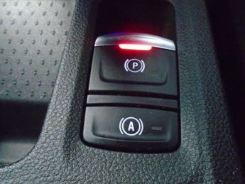 RENAULT CAPTUR 1.6 E-TECH E-Tech engineered SUV 5dr Petrol Hybrid Auto Euro 6 (