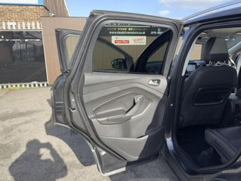 FORD KUGA 2.0 TDCi Titanium X SUV 5dr Diesel Powershift AWD Euro 6 (s/s) (