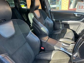 VOLVO XC60 2.0 D4 R-Design Nav SUV 5dr Diesel Auto Euro 6 (s/s) (190 ps)