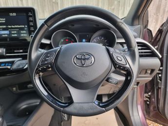 TOYOTA C-HR 1.8 VVT-h GPF Icon SUV 5dr Petrol Hybrid CVT Euro 6 (s/s) (122 p