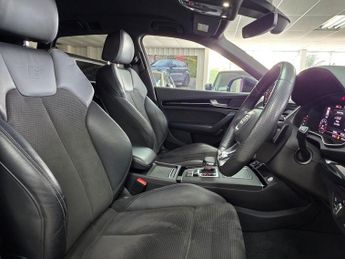 AUDI Q5 2.0 TFSI 45 Black Edition SUV 5dr Petrol S Tronic quattro Euro 6