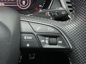 AUDI Q5 2.0 TFSI 45 Black Edition SUV 5dr Petrol S Tronic quattro Euro 6