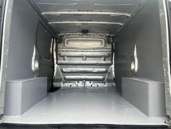 VAUXHALL VIVARO 2.0 2700 CDTi Panel Van 4dr Diesel Manual FWD L1 (198 g/km, 89 b